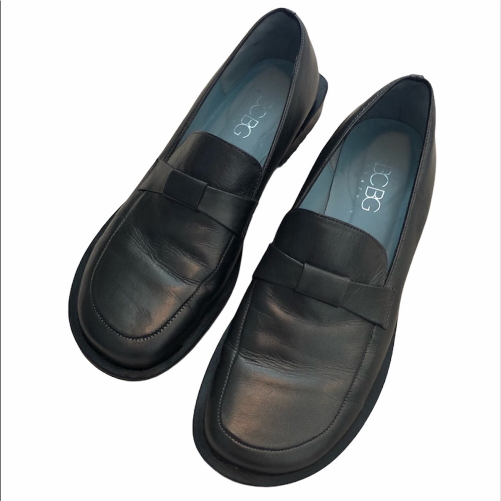BCBG Maxazria Vero Cuoio Size 7 Loafers